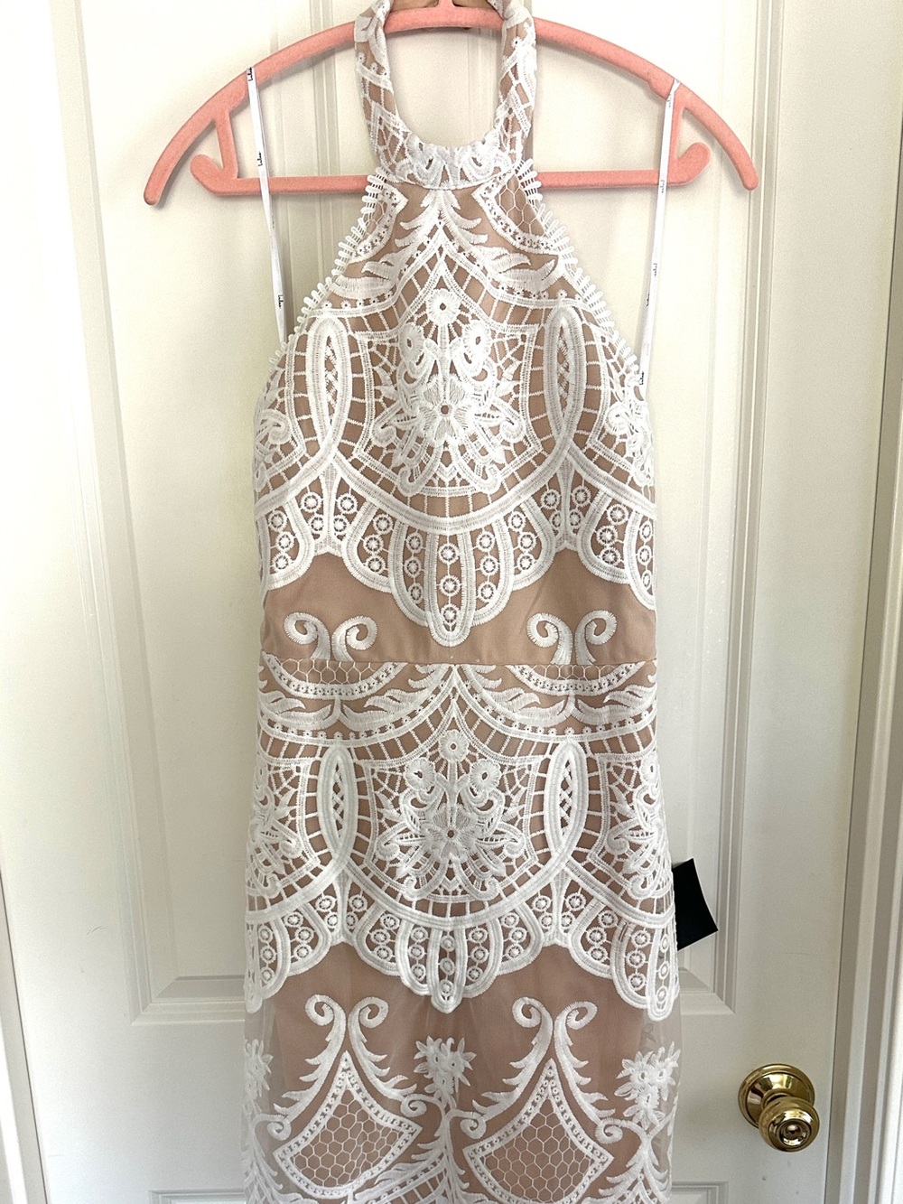 Lulus NWT Remarkable White Lace Halter Bodycon Dress Size Medium